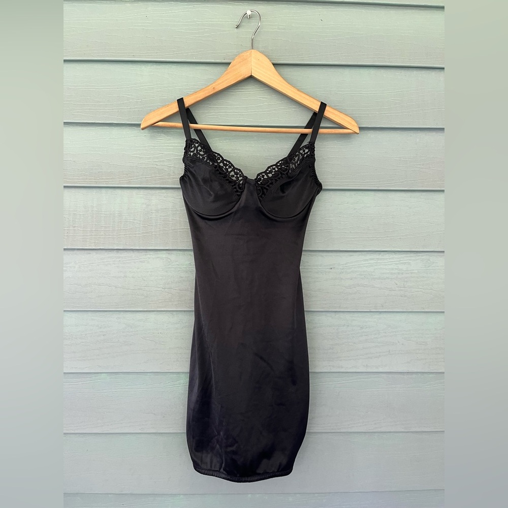 NWOT Deadstock Vintage Slip with Underwire 34C